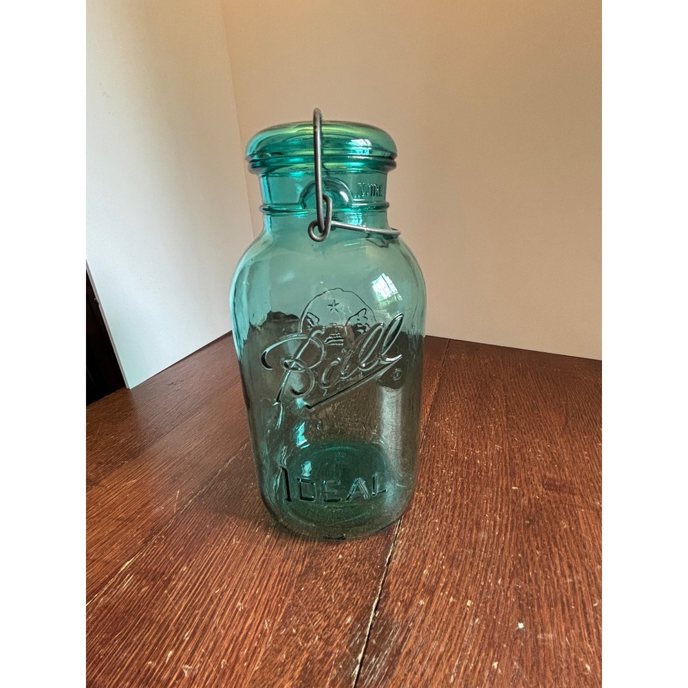 Vintage 1976 Ball Ideal Aqua Blue Quart Jar Eagle Wire Bail Glass Lid